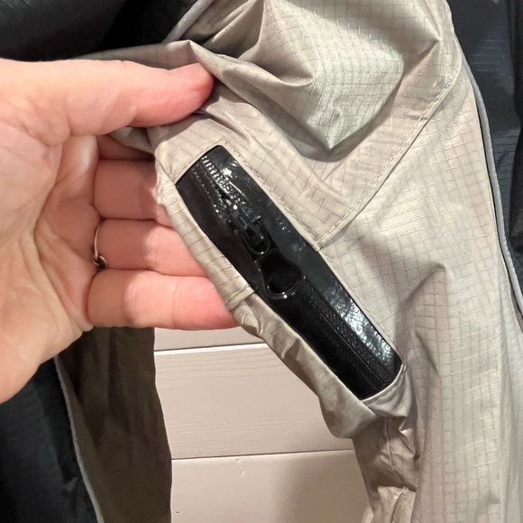 🖤 TOUR MASTER Sentinel Women’s Rain Jacket – S/M – NEW - Picture 5 of 12